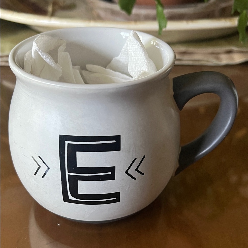 Elegant Monogrammed Mug in Gray and White
